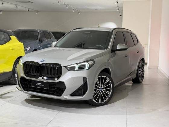 BMW iX1 ELÉTRICO XDRIVE30 M SPORT BMW iX1 ELÉTRICO XDRIVE30 M SPORT
